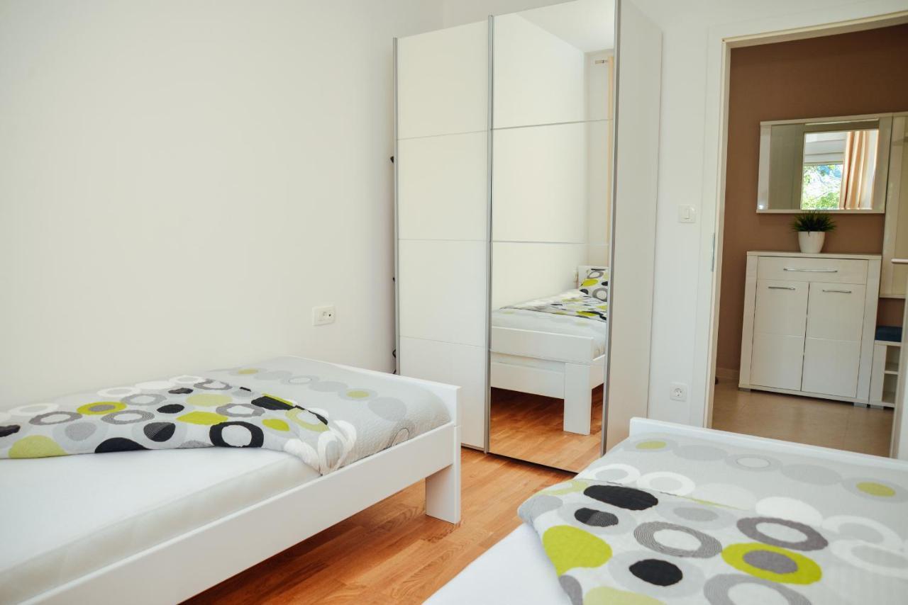 Ily Apartment With Sea View Kotor Kültér fotó