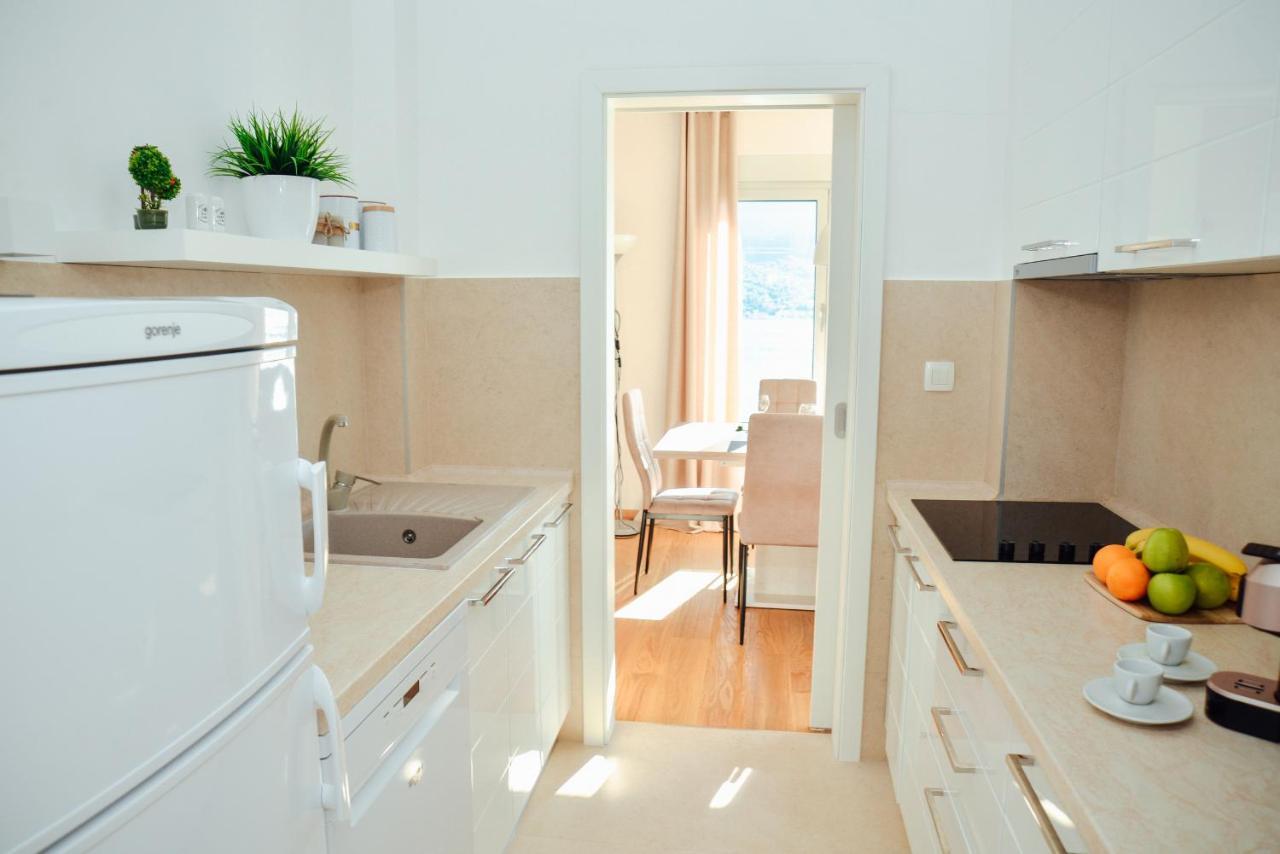 Ily Apartment With Sea View Kotor Kültér fotó