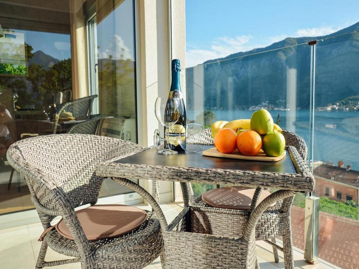 Ily Apartment With Sea View Kotor Kültér fotó